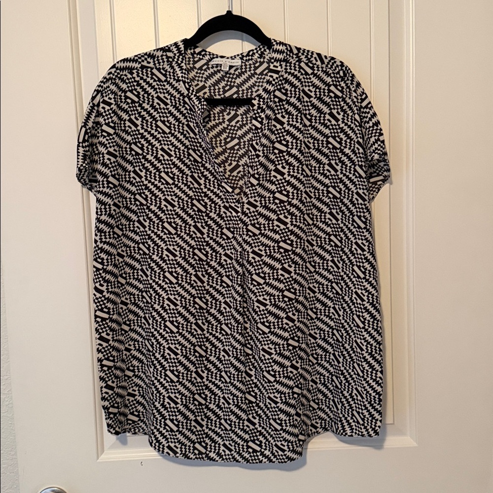 Black and White Geometric Women's Blouse XL